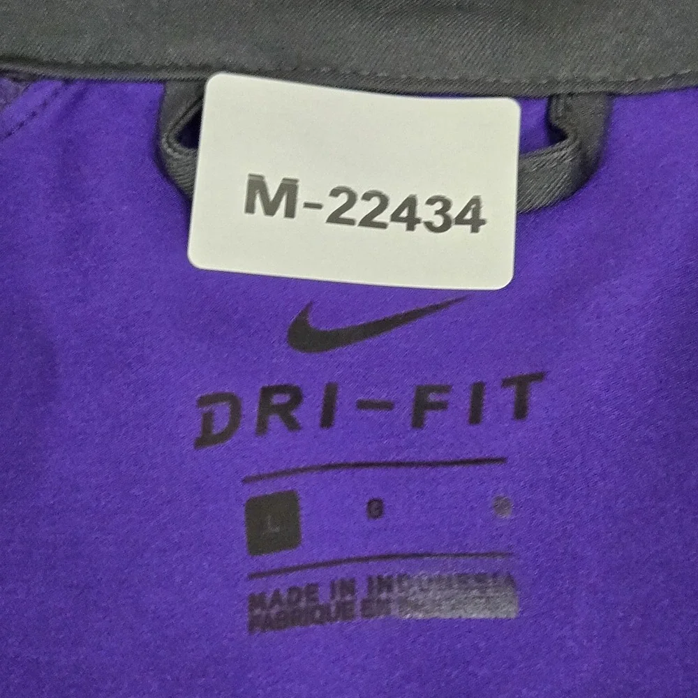 Nike *please carefully